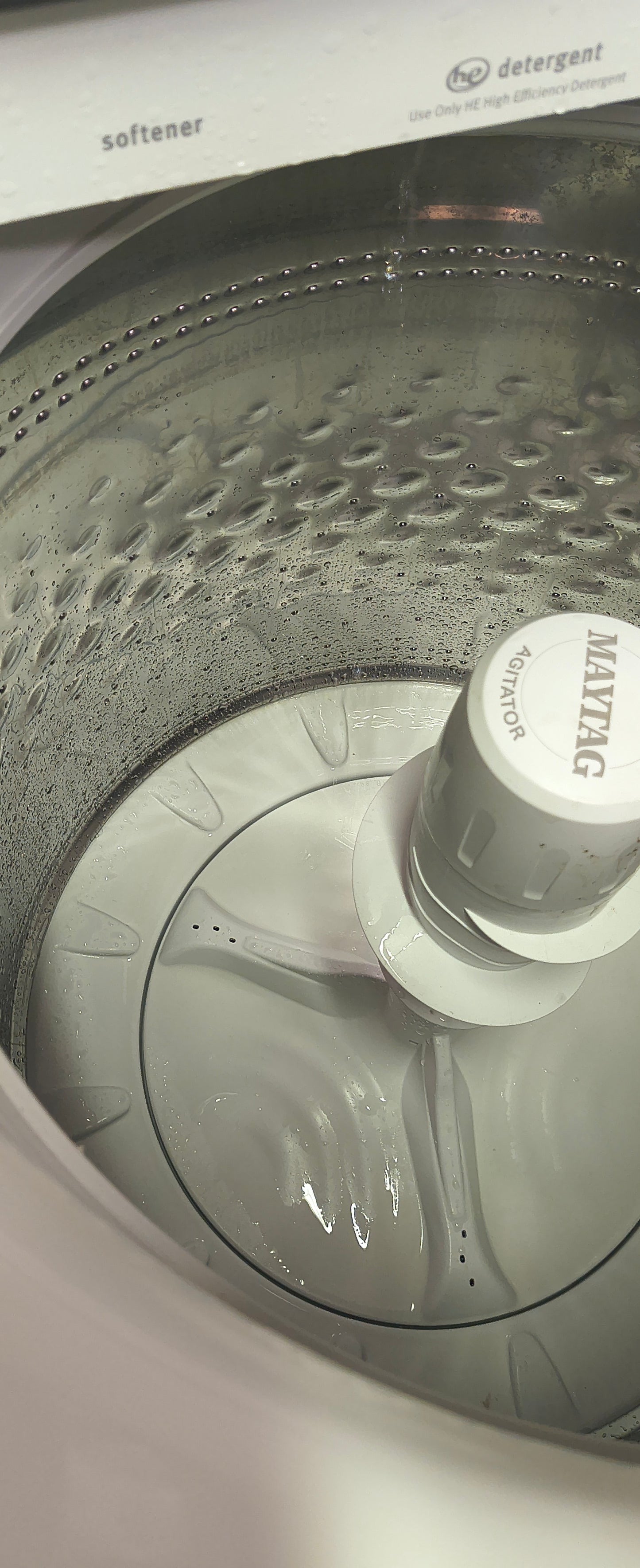 MAYTAG WHITE ELITE TOPLOAD WASHER & ELECTRIC BRAVOS XL DRYER SET