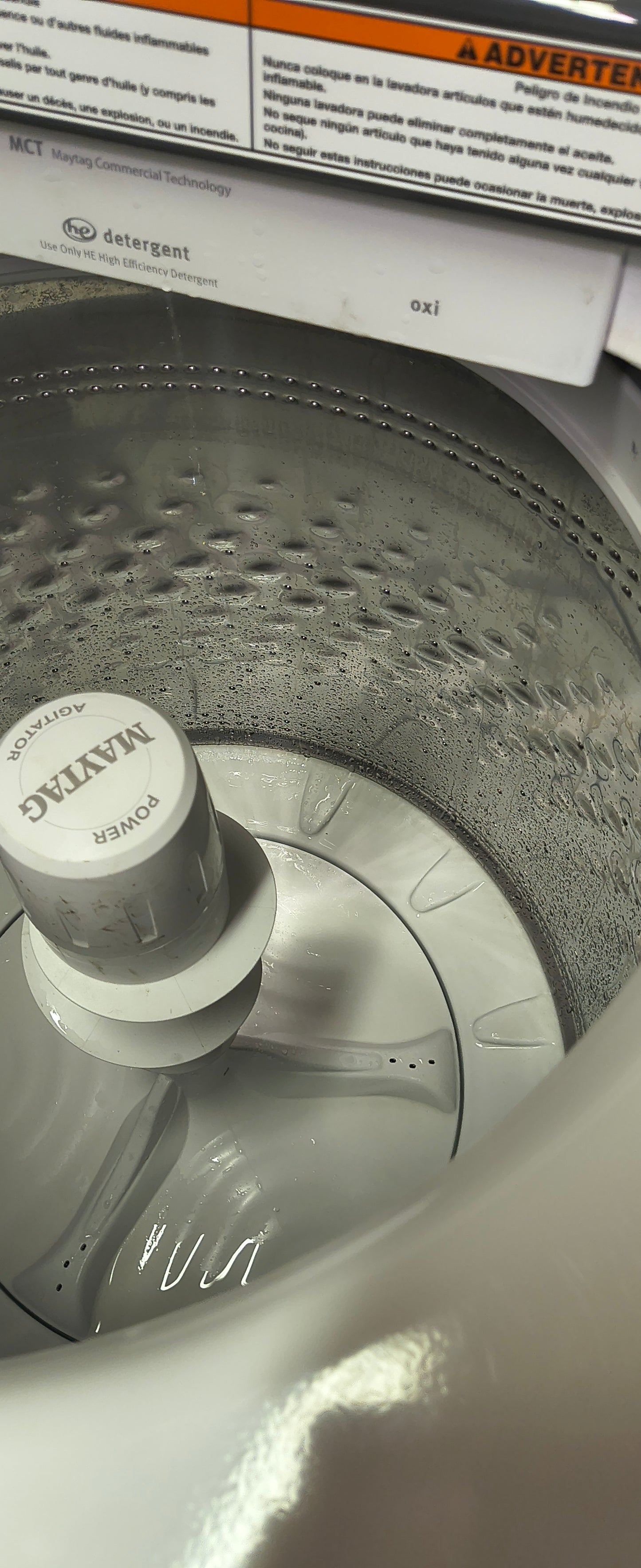 MAYTAG WHITE ELITE TOPLOAD WASHER & ELECTRIC BRAVOS XL DRYER SET