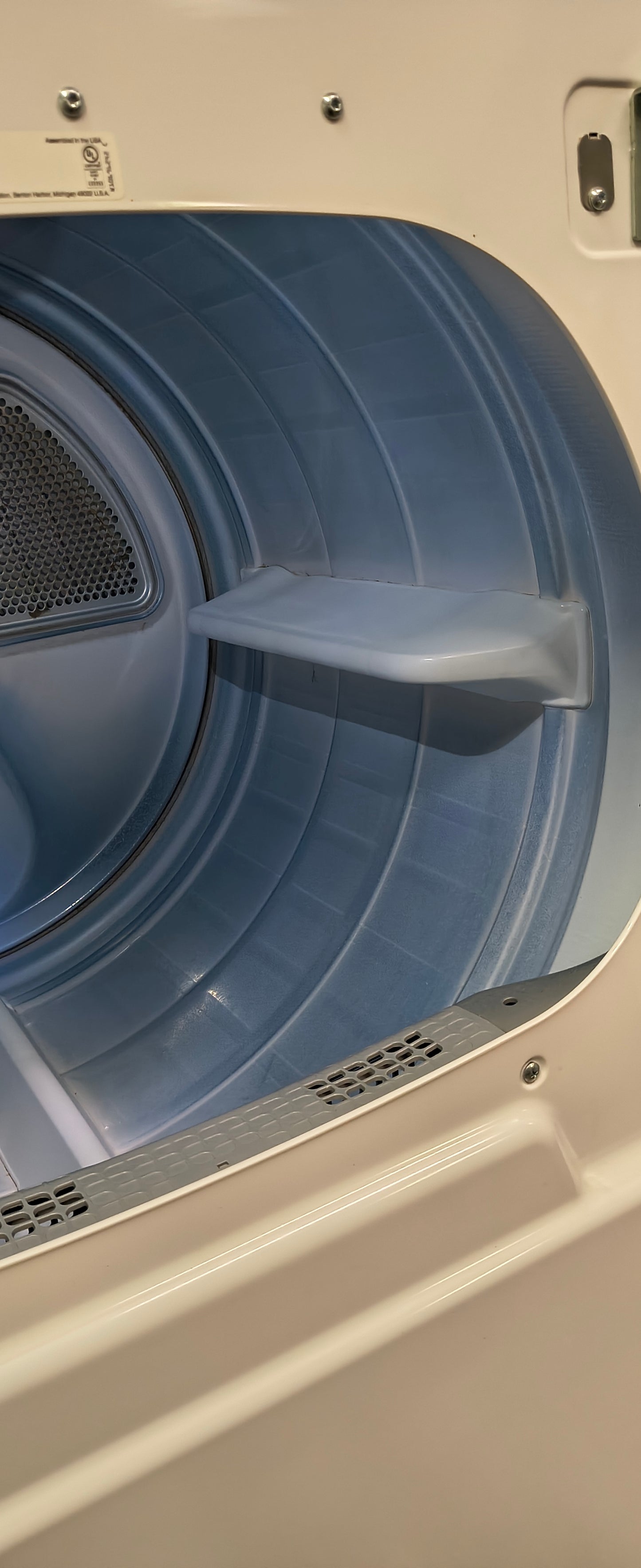 MAYTAG WHITE ELITE TOPLOAD WASHER & ELECTRIC BRAVOS XL DRYER SET